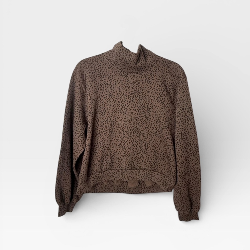 Abercrombie & Fitch Size Medium Brown Leopard Print Sweater and Sweats (F)